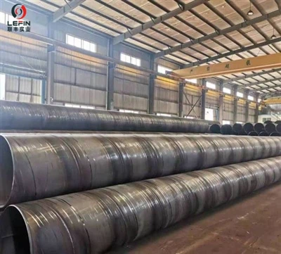 Razlogi za upogibanje vzdolžnih varjenih cevi in ​​kako jih poravnati